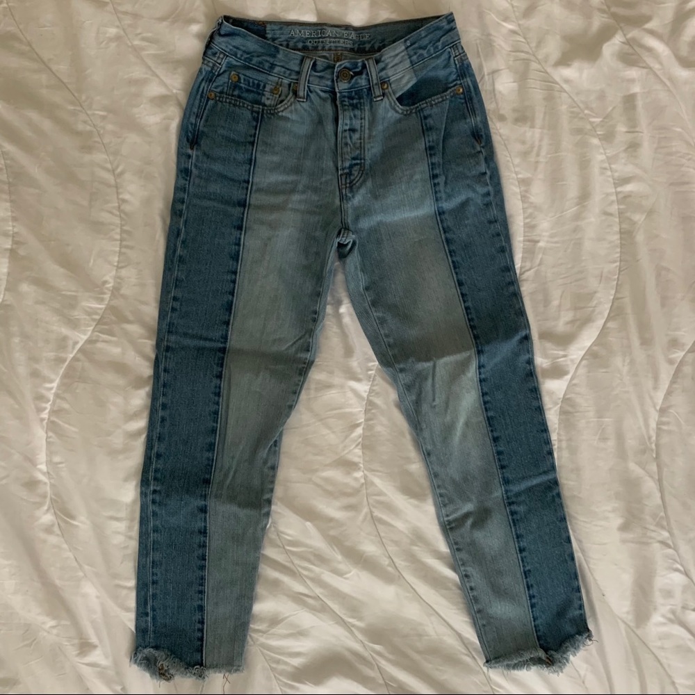 American Eagle Hi-Rise Vintage Jeans